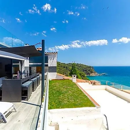 Casa Blanca -location Maitikoa Hotel Lloret de Mar